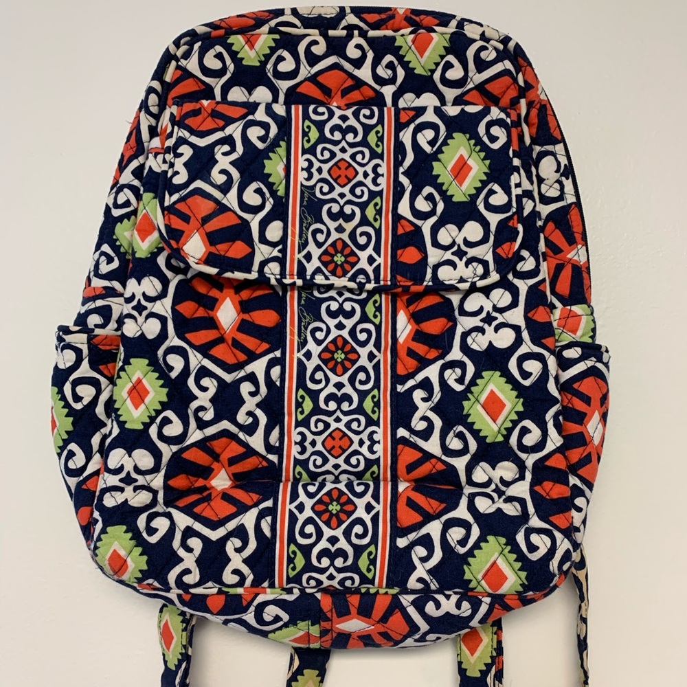 LIKE NEW Vera Bradley Purse/Backpack